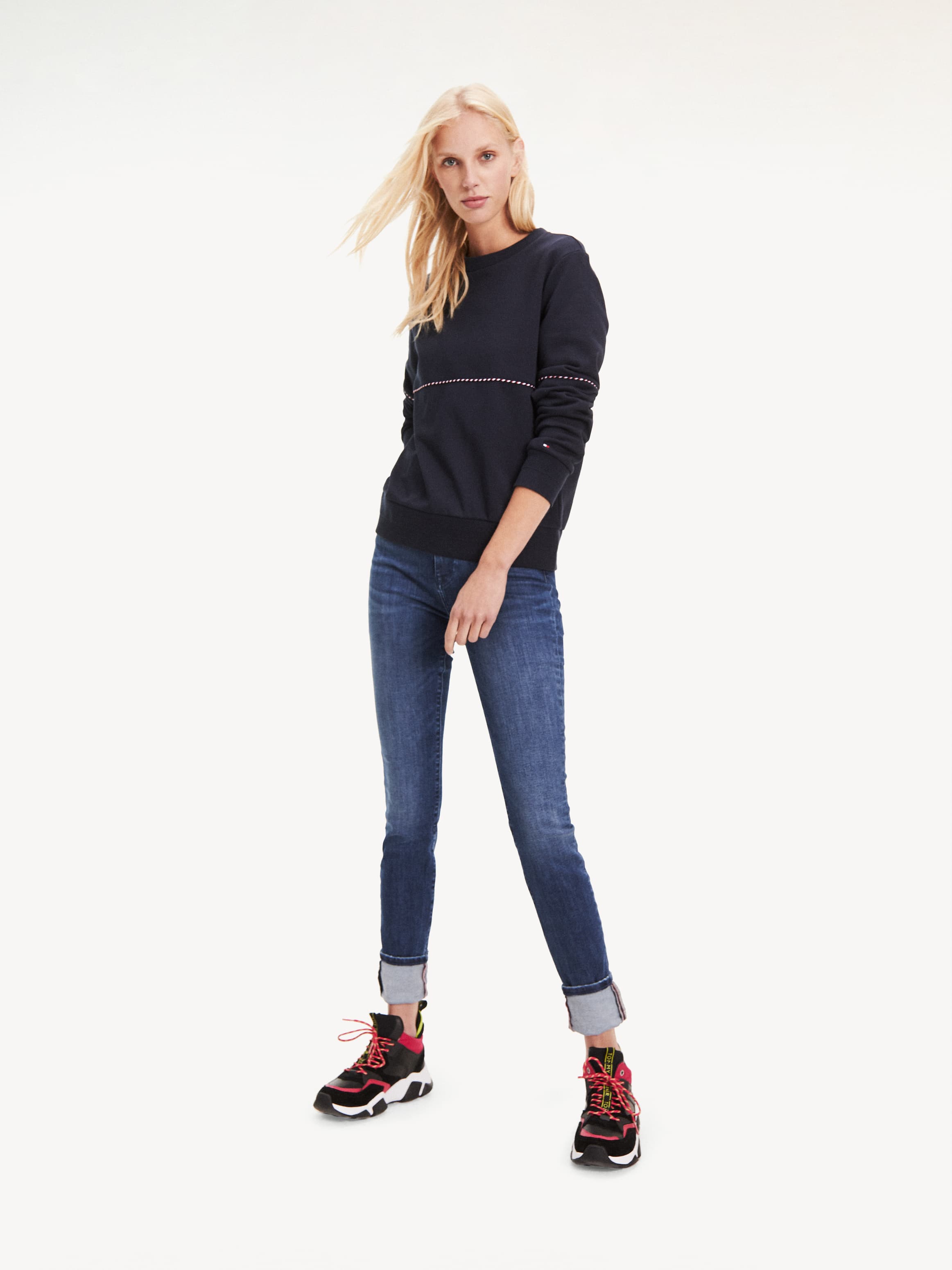 Como Skinny Fit Medium Rise Jeans
